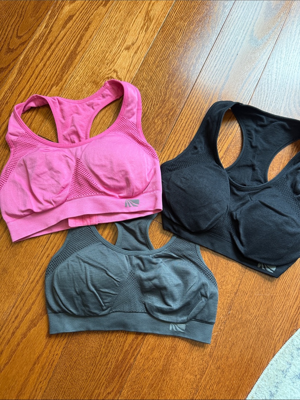 Seamless Racerback Sports Bra - Pink, Black, Gray